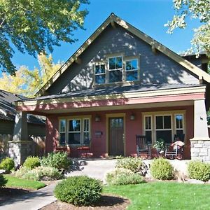 Bluebird Day - Harmon Park Bungalow